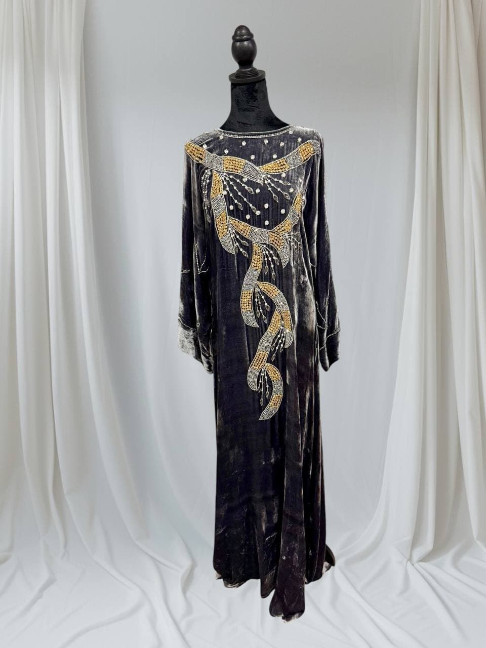 Velvet Long Gray & Gold